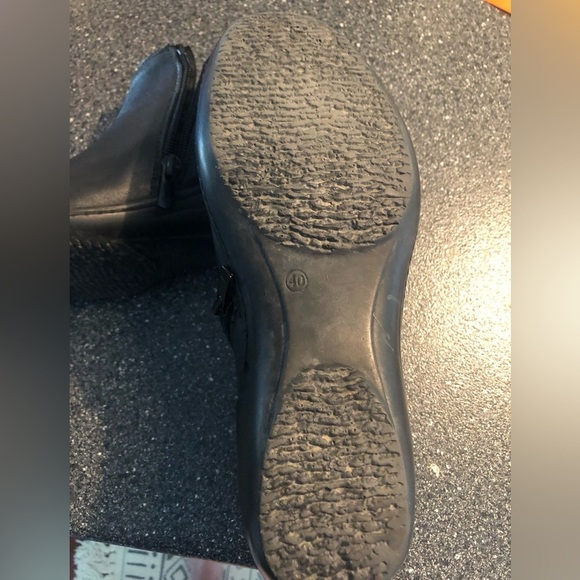 Clarks Outdoor Muckers size  9.5 Black - Picture 8 of 13